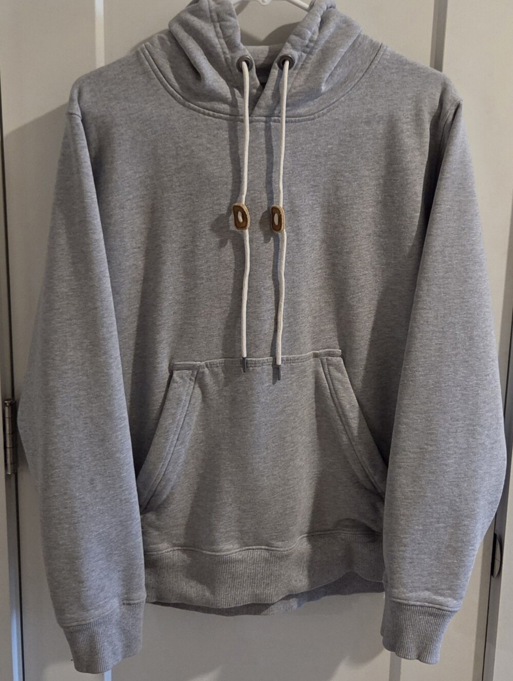 Flint and Tinder 10-Year Pullover Hoodie Sweatshirt Light Grey - Size Medium